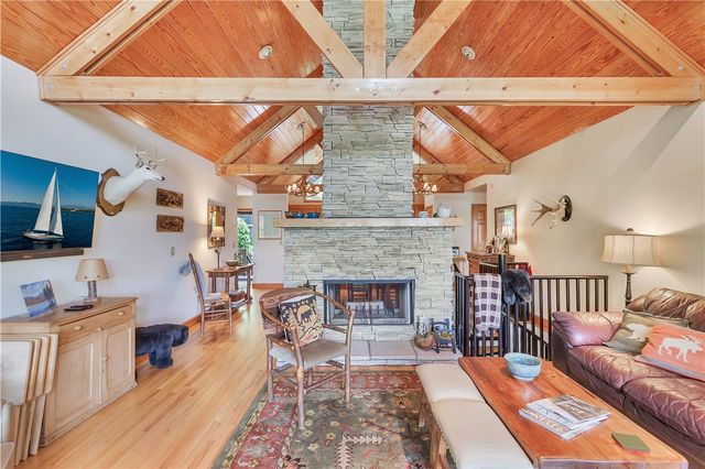 209 Highlands Way, Tamassee, SC 29686