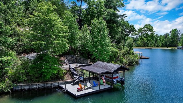 209 Highlands Way, Tamassee, SC 29686