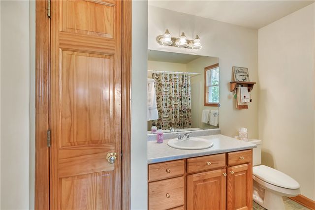 209 Highlands Way, Tamassee, SC 29686
