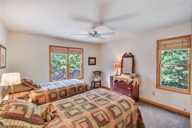 209 Highlands Way, Tamassee, SC 29686