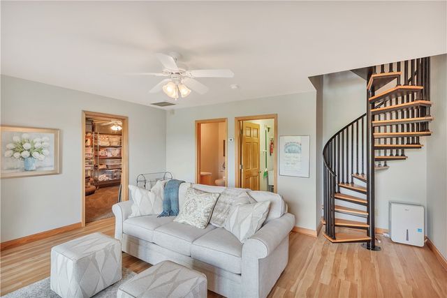 209 Highlands Way, Tamassee, SC 29686