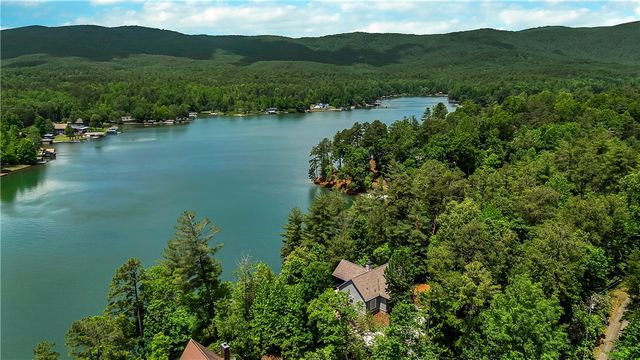 209 Highlands Way, Tamassee, SC 29686