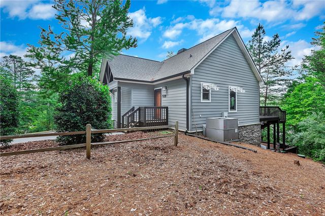 209 Highlands Way, Tamassee, SC 29686