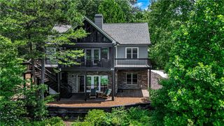 209 Highlands Way, Tamassee, SC 29686