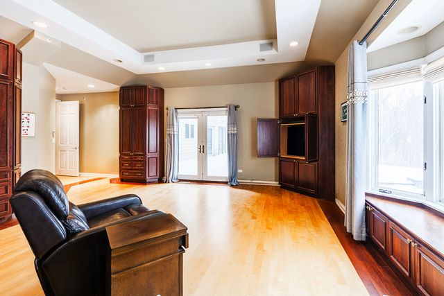 5135 BRIDLEWOOD Court, Long Grove, IL 60047