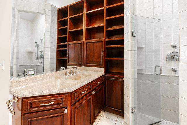 5135 BRIDLEWOOD Court, Long Grove, IL 60047