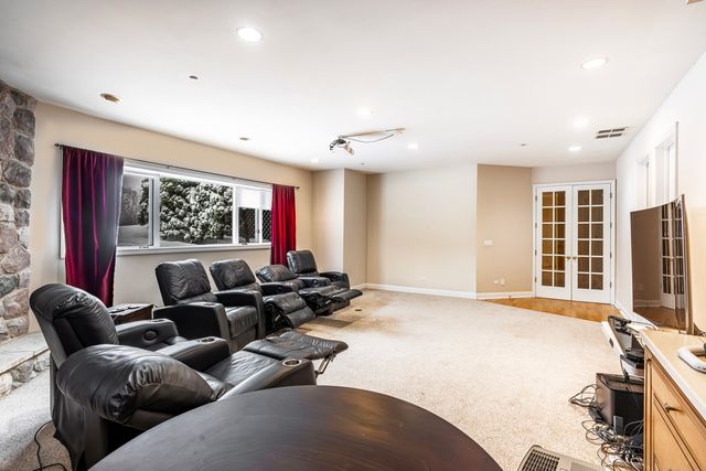 5135 BRIDLEWOOD Court, Long Grove, IL 60047