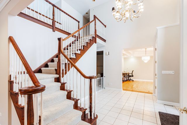 5135 BRIDLEWOOD Court, Long Grove, IL 60047