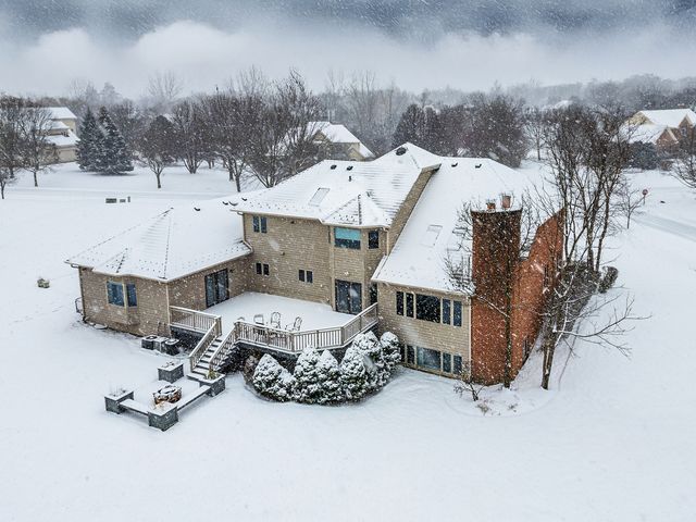 5135 BRIDLEWOOD Court, Long Grove, IL 60047