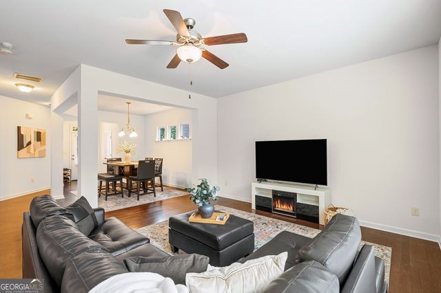 2149 Charcoal Ives Road, Lawrenceville, GA 30045