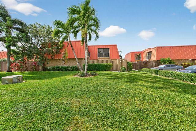 3310 Meridian Way S A, Palm Beach Gardens, FL 33410