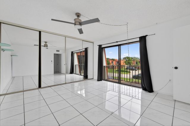 3310 Meridian Way S A, Palm Beach Gardens, FL 33410