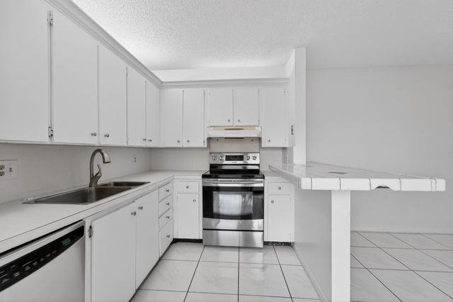 3310 Meridian Way S A, Palm Beach Gardens, FL 33410