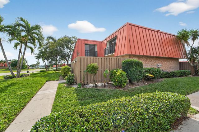 3310 Meridian Way S A, Palm Beach Gardens, FL 33410