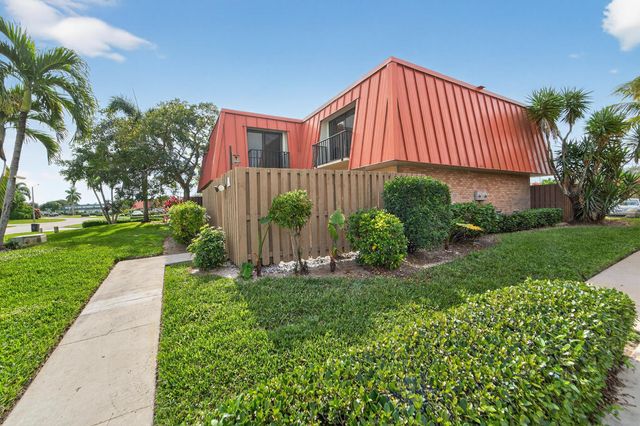 3310 Meridian Way S A, Palm Beach Gardens, FL 33410