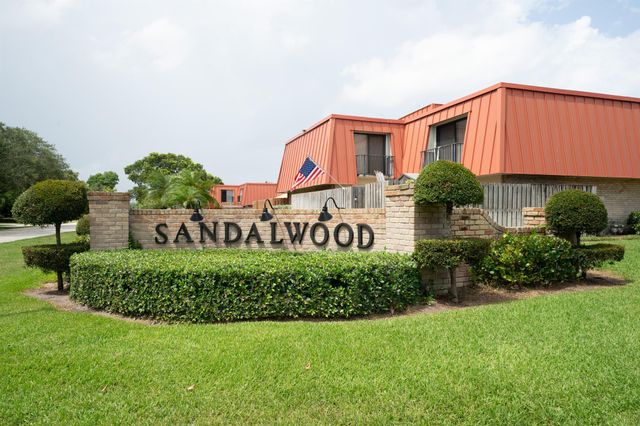 3310 Meridian Way S A, Palm Beach Gardens, FL 33410