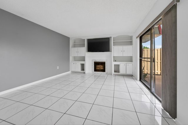 3310 Meridian Way S A, Palm Beach Gardens, FL 33410