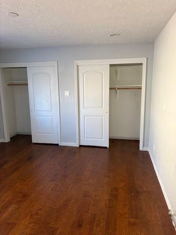 1301 Rio Rancho Drive SE APT B, Rio Rancho, NM 87124