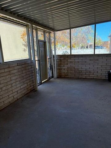 1301 Rio Rancho Drive SE APT B, Rio Rancho, NM 87124