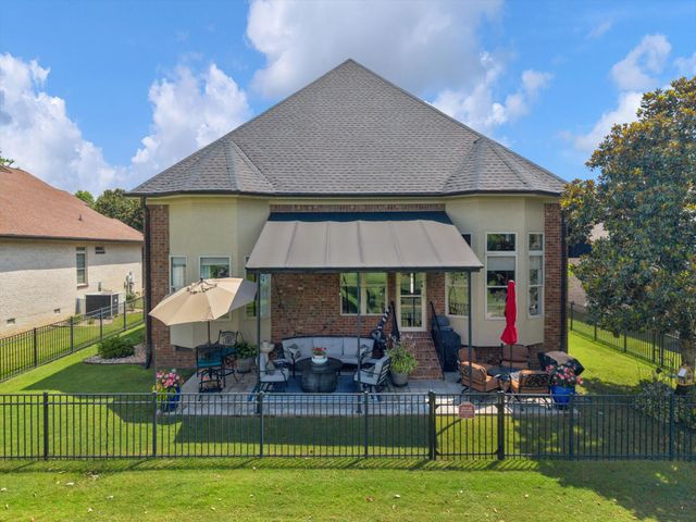 1124 Fairvue Village Ln, Gallatin, TN 37066