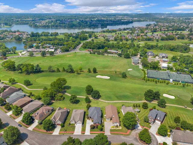 1124 Fairvue Village Ln, Gallatin, TN 37066