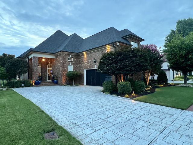 1124 Fairvue Village Ln, Gallatin, TN 37066