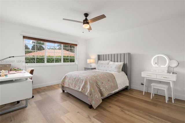 3706 Vista Way, Weston, FL 33331