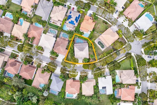 3706 Vista Way, Weston, FL 33331