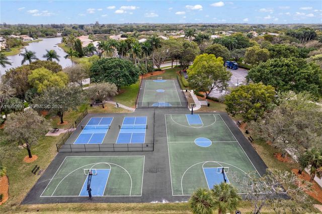 3706 Vista Way, Weston, FL 33331