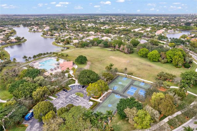 3706 Vista Way, Weston, FL 33331