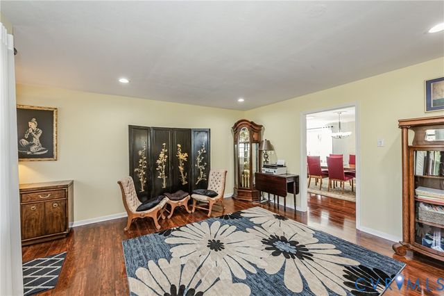 3419 S Hairpin Dr, Quinton, VA 23141