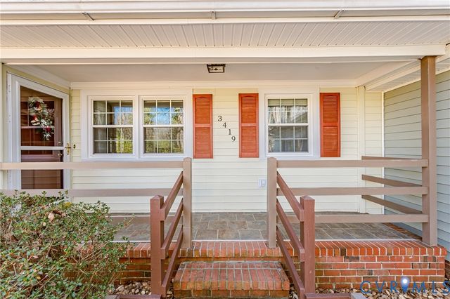 3419 S Hairpin Dr, Quinton, VA 23141