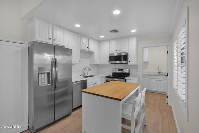 3341 E JACARANDA Circle, Mesa, AZ 85213