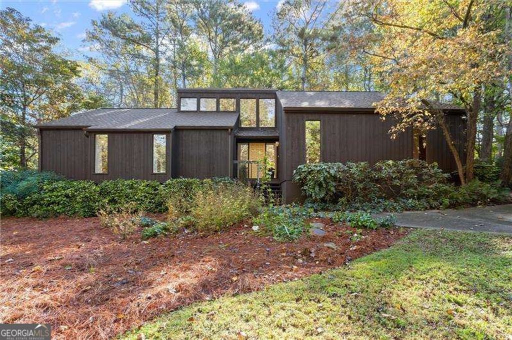 3230 Melrose Drive, Marietta, GA 30066 — exterior