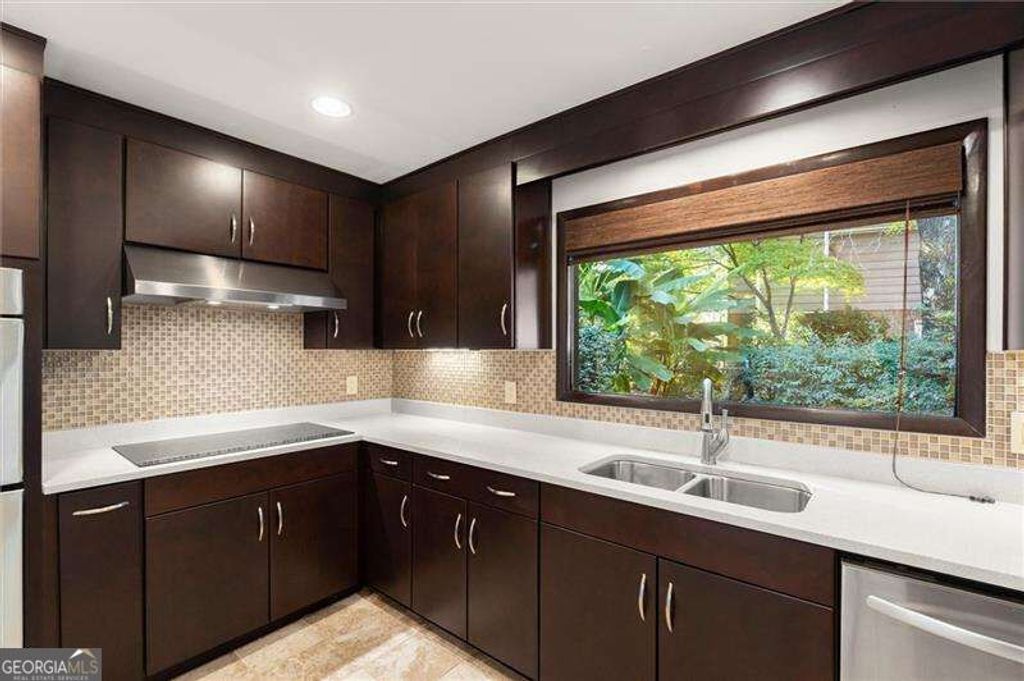 3230 Melrose Drive, Marietta, GA 30066 — photo 4