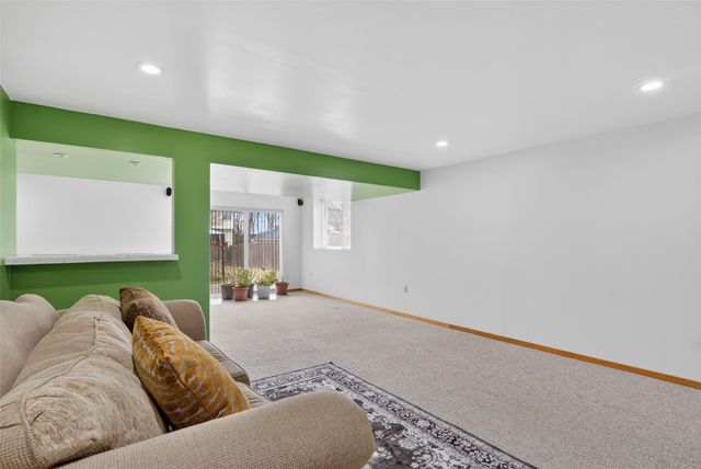 4545 Zilker Drive, Pleasant Hill, IA 50327