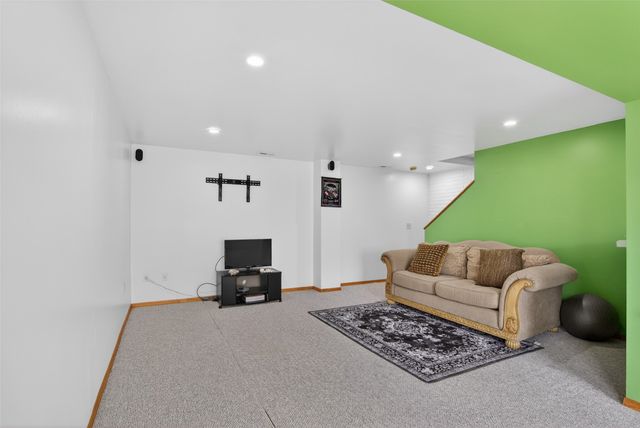 4545 Zilker Drive, Pleasant Hill, IA 50327