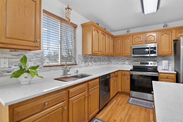 4545 Zilker Drive, Pleasant Hill, IA 50327