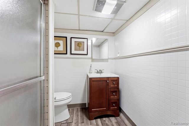 9636 Quandt Avenue, Allen Park, MI 48101