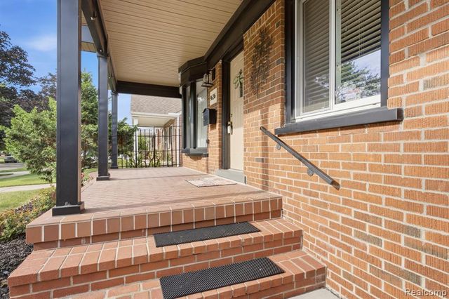 9636 Quandt Avenue, Allen Park, MI 48101