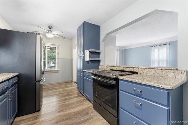 9636 Quandt Avenue, Allen Park, MI 48101
