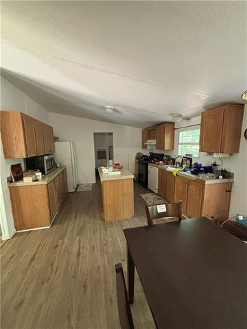 1757 Jackson Lake Road, Mansfield, GA 30055