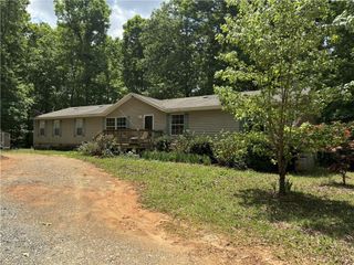 1757 Jackson Lake Road, Mansfield, GA 30055