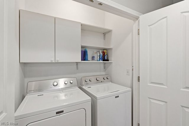 391 Stone Bridge Drive 34, Sagamore Hills, OH 44067