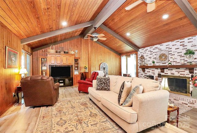 160 Quail Hollow Drive, Kings Mountain, NC 28086