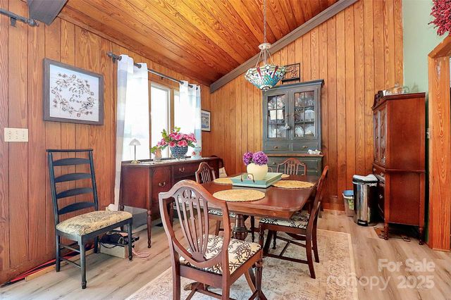 160 Quail Hollow Drive, Kings Mountain, NC 28086