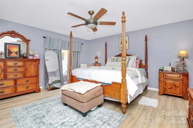 160 Quail Hollow Drive, Kings Mountain, NC 28086