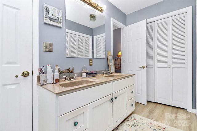 160 Quail Hollow Drive, Kings Mountain, NC 28086