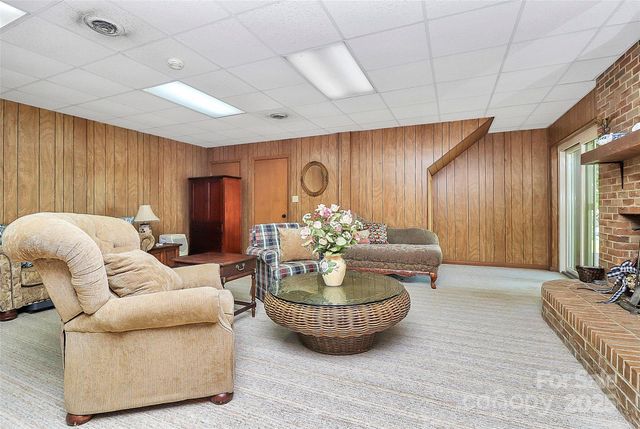 160 Quail Hollow Drive, Kings Mountain, NC 28086