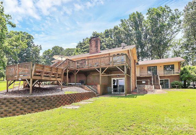 160 Quail Hollow Drive, Kings Mountain, NC 28086